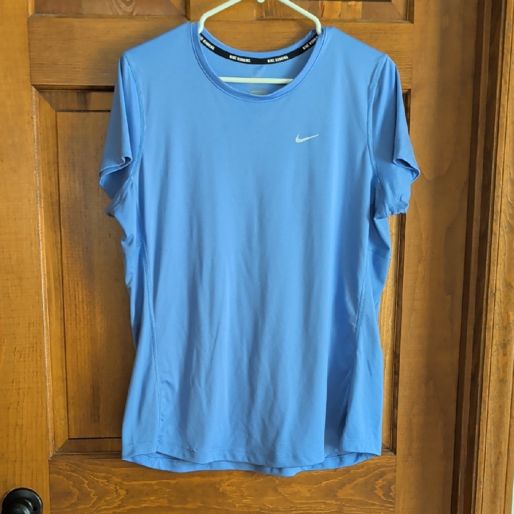 Nike Women’s Sky Blue Short Sleeve Dri-FIT Tee